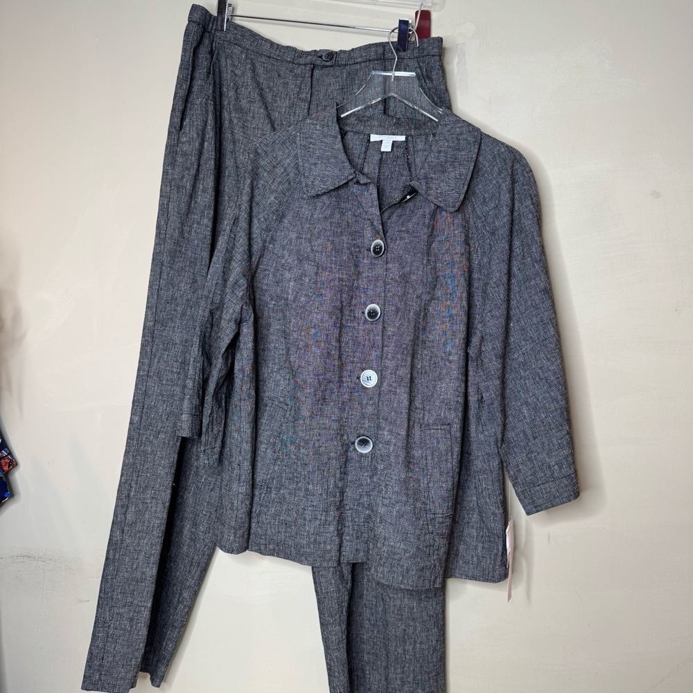 Dress Barn Gray Button-Up Jacket and Pants Set size 18W